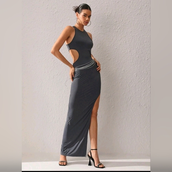 Shein Asymmetrical Sleeveless Hem Dress - Picture 4 of 9